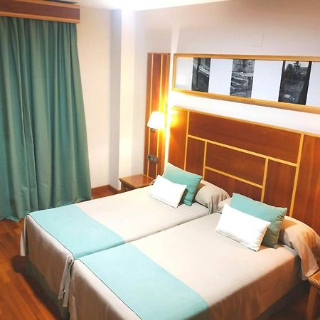 Hotel Carmen La Carlota Ngoại thất bức ảnh