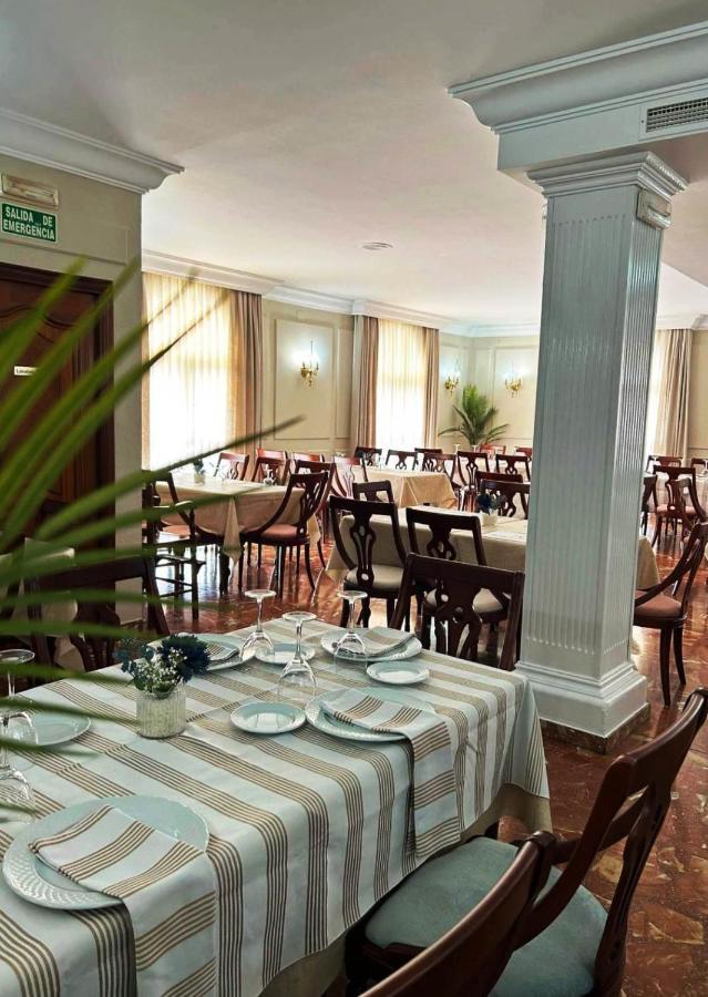 Hotel Carmen La Carlota Ngoại thất bức ảnh