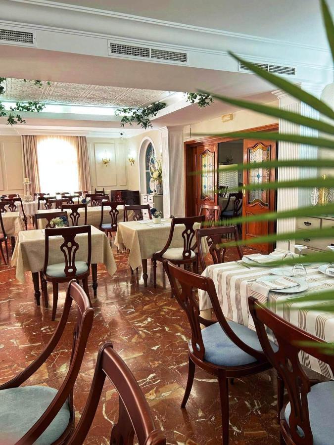 Hotel Carmen La Carlota Ngoại thất bức ảnh