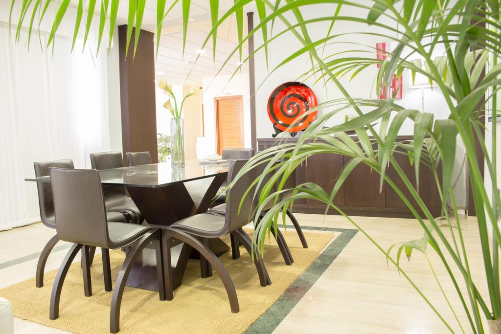 Hotel Carmen La Carlota Ngoại thất bức ảnh
